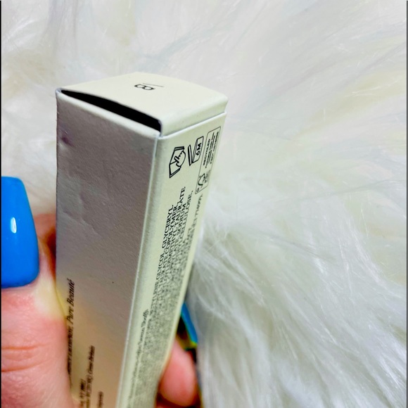 Victoria Beckham Lifting Mascara - Picture 3 of 3